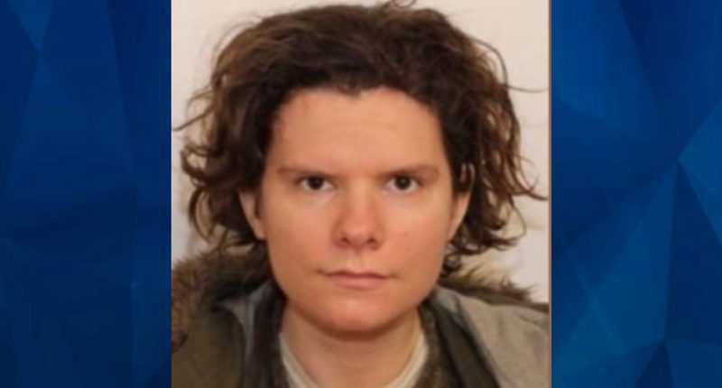Vermont Border Patrol Agent Shot Dead, Manhunt Underway for Woman Linked to Parents’ Death