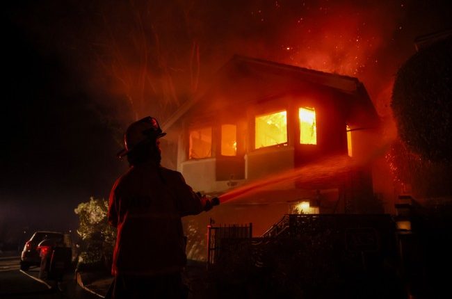 Wiener Brainer: Hey! The Oil Companies Can Pay for the LA Fires!