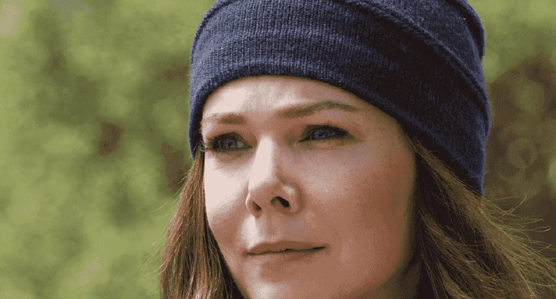 Lauren Graham Confirms That Evidence of Rory Gilmore’s Child Can Be Spotted in Iconic Gilmore Girls’ Walmart Commercial