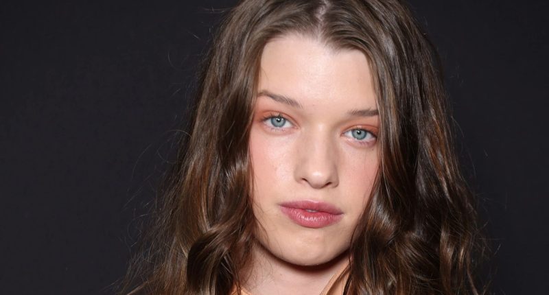 Nepo baby with Hollywood A-list mom and director dad spotted at Paris Fashion Week – but can you guess her parents?