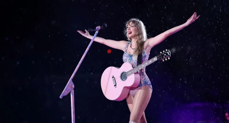 Taylor Swift Fans Recommend Songs for People Who Think She Just ‘Can’t Sing’