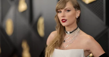 Taylor Swift Revealed the Early Song She Can’t ‘Connect to’ Anymore