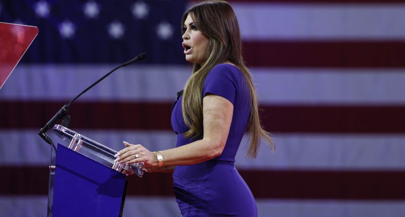 The Kimberly Guilfoyle Hair Extension Fails We're Still Cringing Over