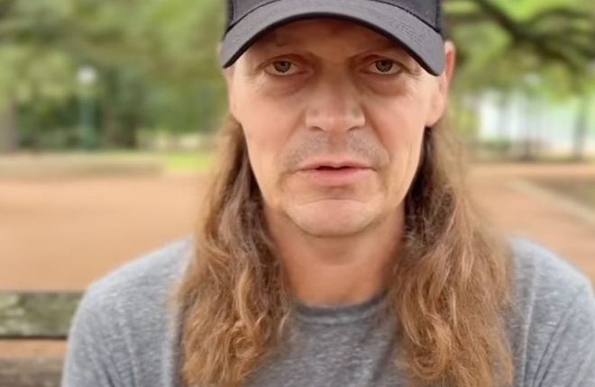 Brad Arnold of 3 Doors Down in a video announcing his stage 4 cancer diagnosis.