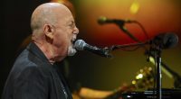 Billy Joel's Disorder That Tragically Forced Him To Cancel All Concerts