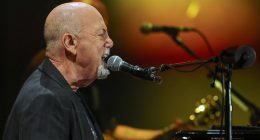 Billy Joel's Disorder That Tragically Forced Him To Cancel All Concerts