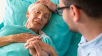 Dear Abby: My estranged aunt is in hospice care — how should I say goodbye?