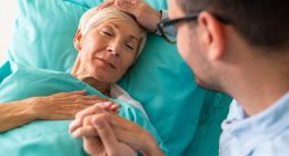 Dear Abby: My estranged aunt is in hospice care — how should I say goodbye?