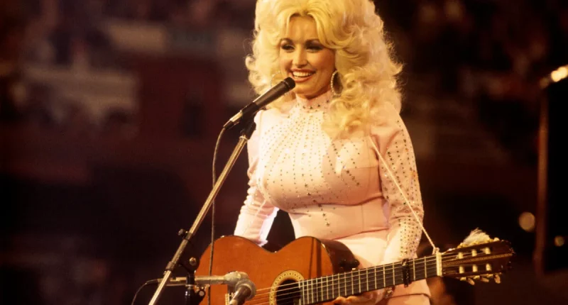 Dolly Parton Said Any Other Woman Would’ve ‘Choked’ Her Husband ‘to Death’ if They Married Him