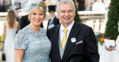 Eamonn Holmes and Ruth Langsford cutting final ties after TV host is accused of ‘dragging his feet’ over divorce