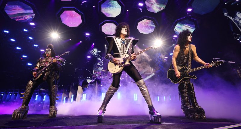 How KISS Set 2 World Records With 1 Show