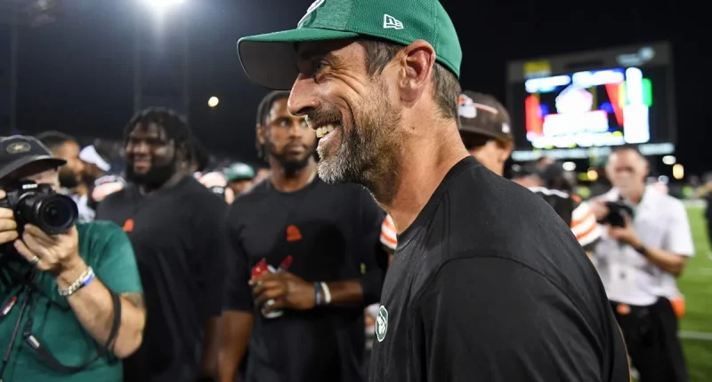 Insider Says Aaron Rodgers Wants to Get Married, but Says It Hasn’t Happened yet