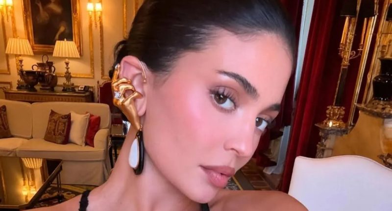 Kylie Jenner fans convinced she’s ENGAGED to Timothee Chalamet after spotting red carpet clue