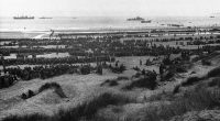 Last hero of Dunkirk dies aged 105: WWII sailor helped rescue troops from French beaches while his ship was bombed by Nazi planes during 'miracle of deliverance' 85 years ago