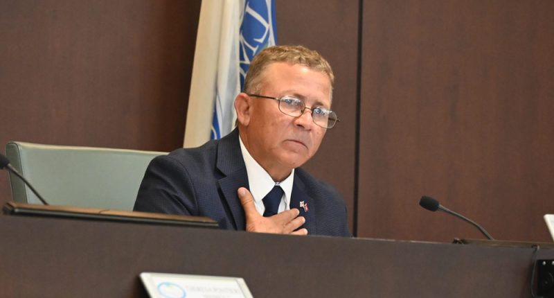 Mayor Norris and Partisans Turn Council Meeting on His Charter Violations and Improprieties Into One More Sideshow