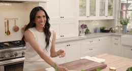 Meghan Markle Fan Threatens $10 Million Lawsuit After Bath Salts Burn