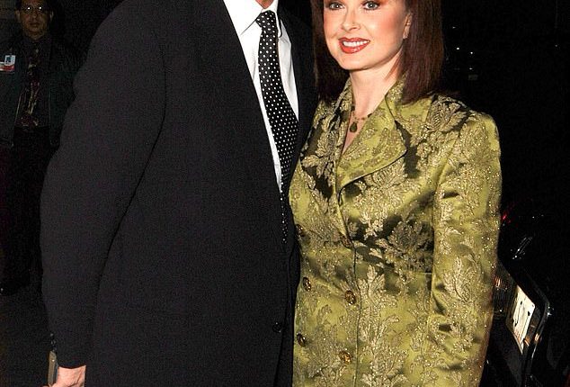 Naomi Judd had once shot a gun at her husband Larry Strickland upon discovering that he had an affair; late singer seen with Strickland in 2004