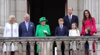 Prince William Chooses to Put Family First Even Though Queen Elizabeth Did Not, Royal Insider Insists