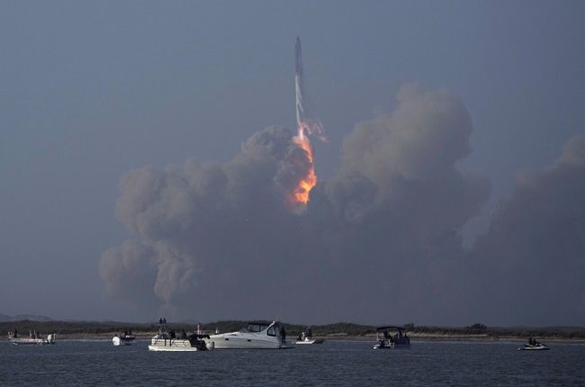 Starship Flight 9: Some Success and Some Failure