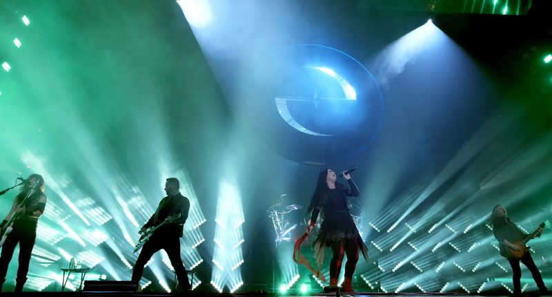 The Origin Of Evanescence's Band Name Explained