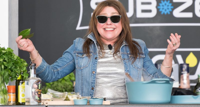 The Tragedy Of Rachael Ray's Childhood Is So Sad