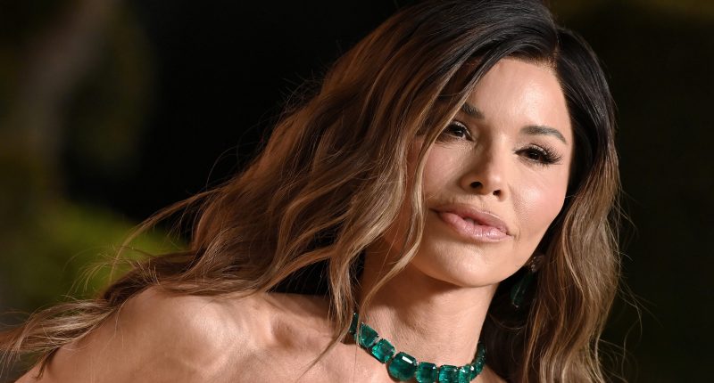 Unfiltered Pics Of Lauren Sanchez Don't Do Her Face Work Any Favors