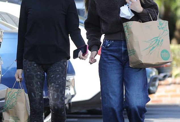 Ben Affleck, 52, and Jennifer Garner's, 53, daughter Violet, 19, recalled having an argument with her famous mom in a candid essay for Yale; Jennifer and Violet pictured May 18 in LA