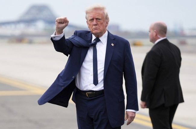 West Coast, Messed Coast™— Woke-Slayer Trump Scores Victory In War on Gas Cars! Gavin Newsom Hardest Hit