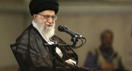 Boxing Khamenei