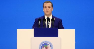 Dmitri Medvedev: A Number of Countries Ready to Gift Iran Nukes