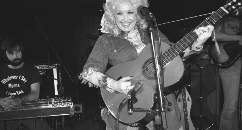 Dolly Parton Said She and Her Husband Were Always ‘Anxious’ to Get Away From Each Other