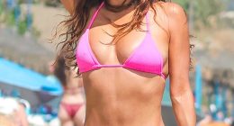 Eve Longoria was hotter than the noon day sun as she stepped out on the beach in Spain on Saturday