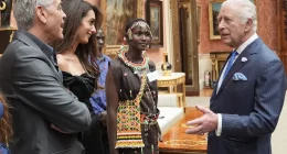 Expert Reveals How to Tell if King Charles Really Has a Friendship With George and Amal Clooney or if It’s All for Show