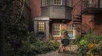 How Big Is Carrie Bradshaw’s Gramercy Park Home?