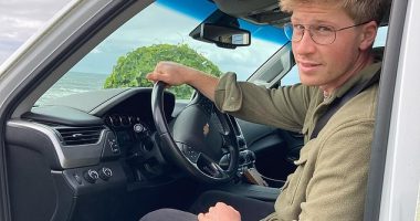 Robert Irwin is certainly no stranger to breaking the internet , but it seems that the Wildlife Warrior has found himself at the centre of another online storm and it has to do with Canadian singer Shawn Mendes , 26