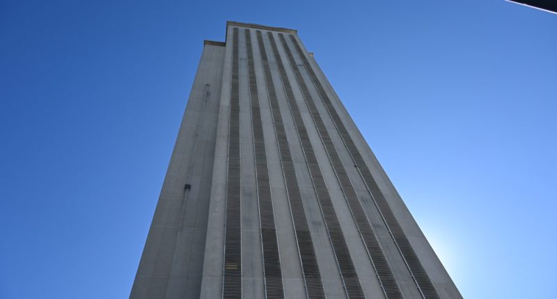 Legislators Back at Work 27 Days Before State Budget Expires
