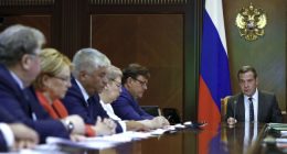 Medvedev After Trump Rebuke: On Second Thought, We Won't Supply Nukes to Iran