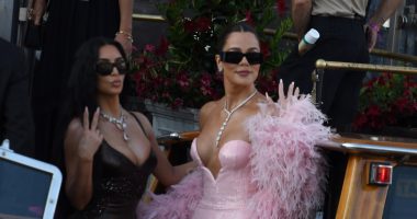 Of Course, The Kardashians And Jenners Were Scandalously Dressed For The Bezos-Sánchez Wedding