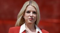 Pam Bondi's Rumored Plastic Surgery Looks To Be Deteriorating In Jaw-Dropping Video