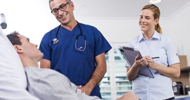 Surgeons once again ranked first as Australia's best paid profession with an average taxable income of $472,475 for the 2022-23 financial year