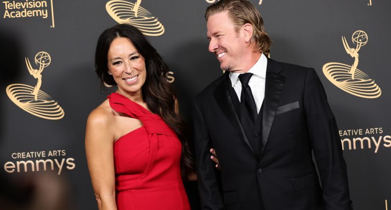 Signs Former HGTV Stars Chip & Joanna Gaines' Marriage Is On The Rocks