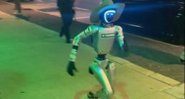 Slick-talking, cowboy hat-wearing robot dubbed ‘Jake the Rizzbot’ spits Gen Z and Gen Alpha slang, leaving strangers gobsmacked