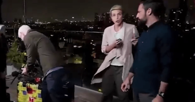 Terrifying moment CNN star Anderson Cooper forced to flee while live on TV in Israel during Iran missile attack