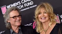 The Spicy Secret To Goldie Hawn & Kurt Russell's Decades-Long Romance Makes So Much Sense