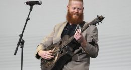The Voice in the Woods Just Picked Up the Guitar Again