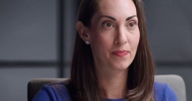 Vanessa Van Edwards (pictured) who helps people achieve better communication skills, recently appeared on Steven Bartlett's podcast The Diary of a CEO