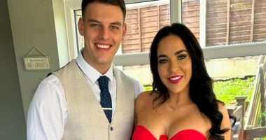 The truth behind Stephanie Davis split from boyfriend Joe as he moves out the house just months after giving birth