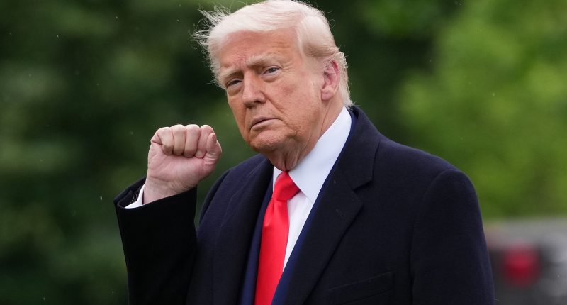 Trump Throws Melania Under The Bus With 'Inappropriate' Slip-Up On Golf Course