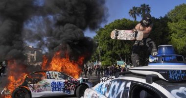 WATCH: The Shirtless Psycho in Minivan at the L.A. Riots