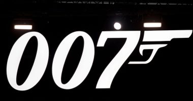 ‘Die hard James Bond fan’ officially announced as next 007 director ahead of new movie